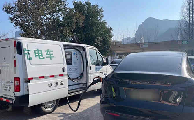 弥渡汽车搭电